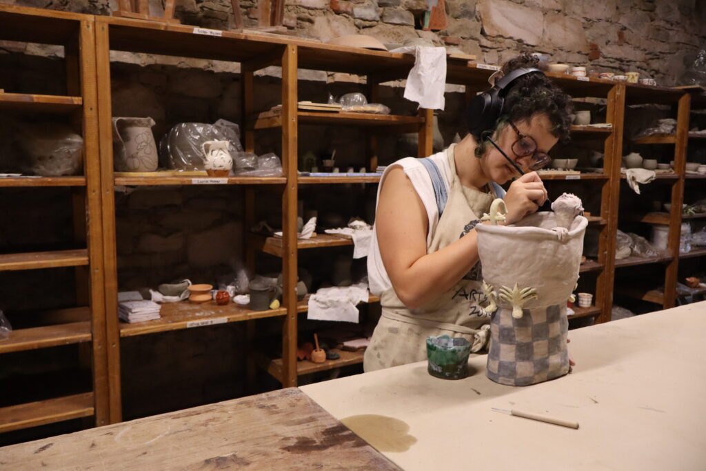 Student in ceramics studio at Jack Kehoe Center in Cortona, October 2024. Photograph courtesy of Francis Oliver.